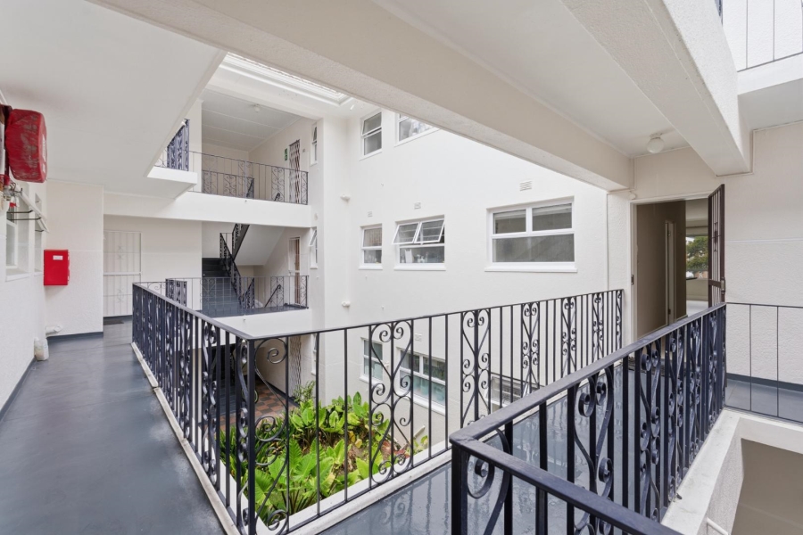 3 Bedroom Property for Sale in Rondebosch Village Western Cape